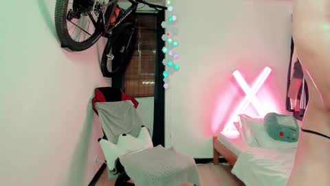 Luis Fer PVT IS OPEN online show from March 2026 12:40:01 AM