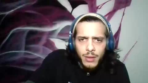 Luisito Descomunica online show from February 2026 11:56:02 PM