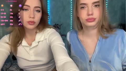 Snapshot of luiza012 chatting on October 2025 09:31:01 AM Lizzy online show from October 2025 09:31:01 AM