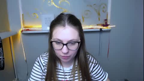 Luiza online show from December 2024 12:06:01 PM