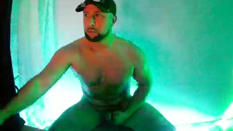 luk_me online show from December 2024 10:32:02 PM