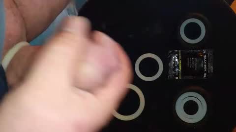 lukasaq online show from October 2025 12:34:02 PM