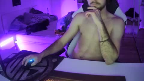 Snapshot of lukasschoetz chatting on January 2025 05:02:02 PM lukasschoetz online show from January 2025 05:02:02 PM