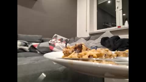 Snapshot of lukasschoetz chatting on November 2025 07:51:02 PM lukasschoetz online show from November 2025 07:51:02 PM