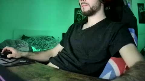 Snapshot of lukasschoetz chatting on April 2026 05:32:02 PM lukasschoetz online show from April 2026 05:32:02 PM