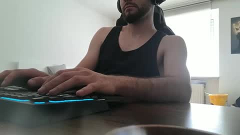 Snapshot of lukasschoetz chatting on April 2026 11:23:02 AM lukasschoetz online show from April 2026 11:23:02 AM