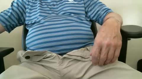 Snapshot of luke7711 chatting on October 2025 07:43:01 PM luke7711 online show from October 2025 07:43:01 PM