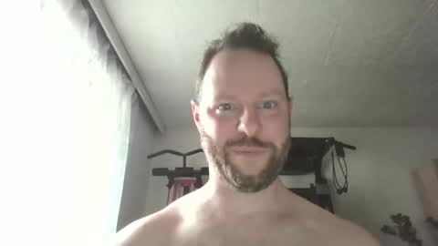 Snapshot of luke91_t chatting on May 2026 02:36:02 PM luke91_t online show from May 2026 02:36:02 PM