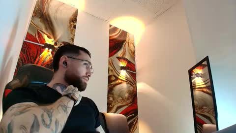 Snapshot of luke_davis01 chatting on March 2026 01:15:02 PM LUKE online show from March 2026 01:15:02 PM