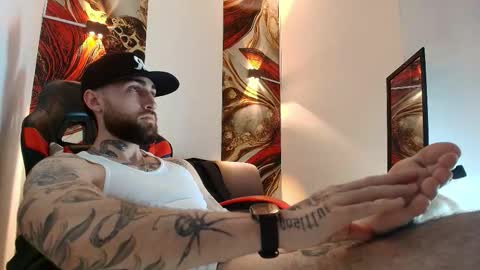 Snapshot of luke_davis01 chatting on March 2026 01:00:01 PM LUKE online show from March 2026 01:00:01 PM