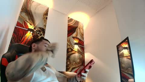 Snapshot of luke_davis01 chatting on March 2026 01:12:02 PM LUKE online show from March 2026 01:12:02 PM