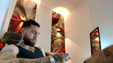 Snapshot of luke_davis01 chatting on April 2026 12:55:01 PM LUKE online show from April 2026 12:55:01 PM