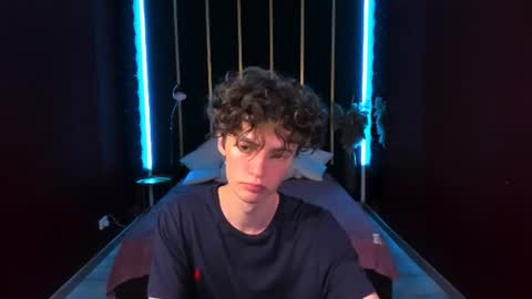 Snapshot of luke_sweet chatting on July 2026 12:40:01 PM Luke online show from July 2026 12:40:01 PM