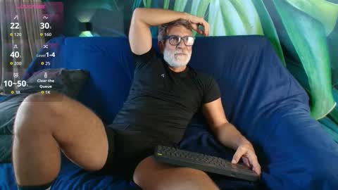 Luke Crews online show from February 2026 06:01:01 PM