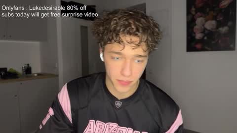 lukedesirable online show from February 2026 08:27:01 PM