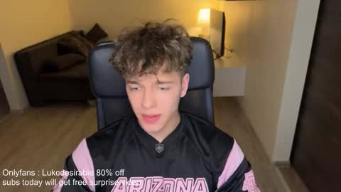 Snapshot of lukedesirable chatting on March 2026 06:36:01 PM lukedesirable online show from March 2026 06:36:01 PM