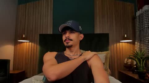 Luke Taylor online show from December 2025 11:04:01 AM