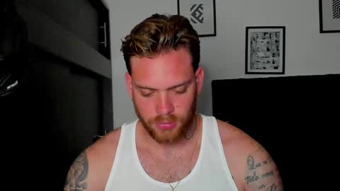 Snapshot of lukeglanton17 chatting on December 2024 10:55:02 PM Luke online show from December 2024 10:55:02 PM