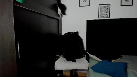 Snapshot of lukeglanton17 chatting on March 2025 03:57:02 AM Luke online show from March 2025 03:57:02 AM