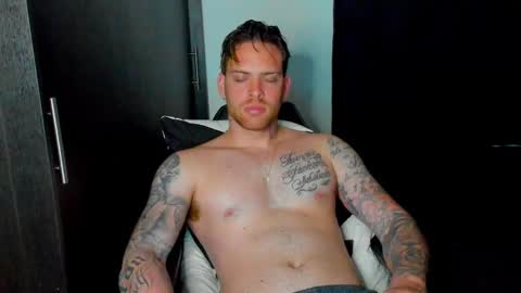 Snapshot of lukeglanton17 chatting on March 2025 06:07:02 AM Luke online show from March 2025 06:07:02 AM