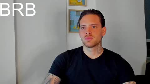 Snapshot of lukeglanton17 chatting on October 2025 04:15:01 AM Luke online show from October 2025 04:15:01 AM