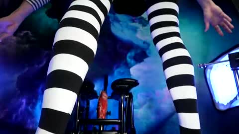 lukewildone online show from October 2025 03:27:01 AM