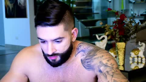 Lukhas f4f online show from February 2025 02:53:02 AM