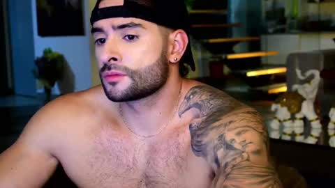 Lukhas f4f online show from March 2025 02:28:02 AM