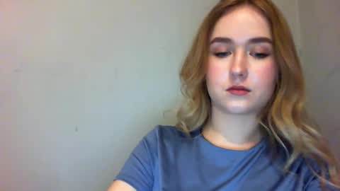 Lulu Baby18 online show from February 2025 10:00:02 PM