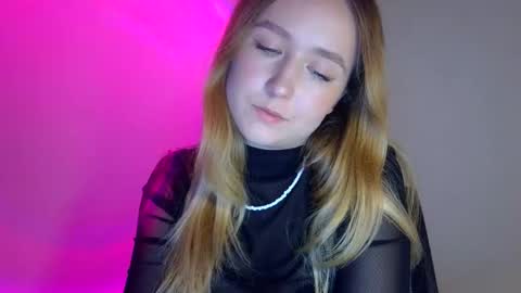 Lulu Baby18 online show from October 2025 09:23:02 PM