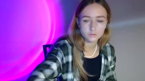 Lulu Baby18 online show from October 2025 07:07:02 AM