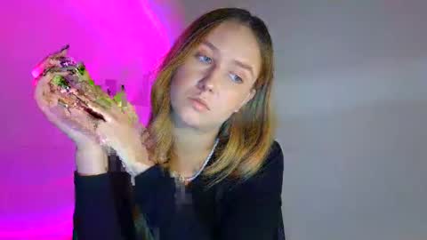 Lulu Baby18 online show from October 2025 02:50:01 PM