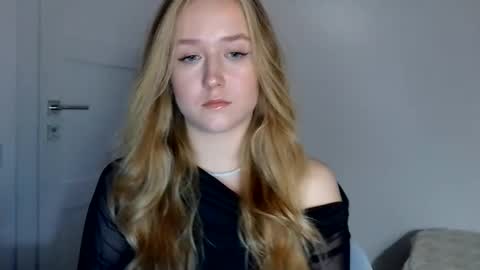 Lulu Baby18 online show from April 2026 05:36:01 PM