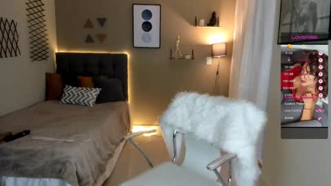 Lau  online show from March 2025 08:52:02 PM