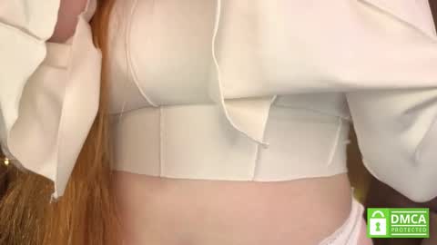 Snapshot of lulu_moons chatting on September 2025 04:23:01 PM Lulu online show from September 2025 04:23:01 PM