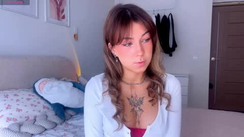 Snapshot of luluberryx chatting on June 2026 02:05:02 AM lulu berry online show from June 2026 02:05:02 AM