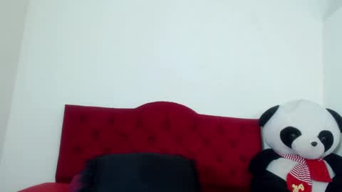 LULU online show from February 2025 06:37:02 PM