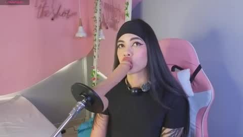 Snapshot of luluwonder_ chatting on June 2026 08:58:01 PM Lulu online show from June 2026 08:58:01 PM