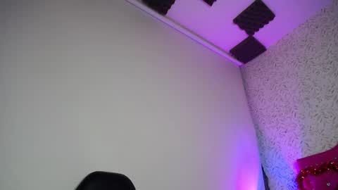 Luly online show from September 2025 04:56:01 AM