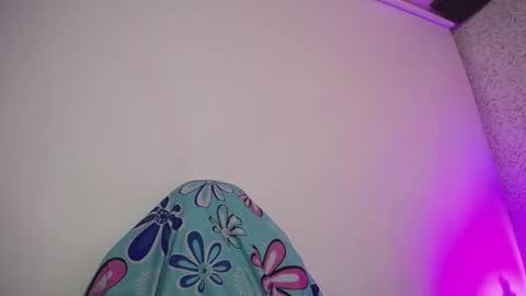 Luly online show from January 2026 04:06:01 AM