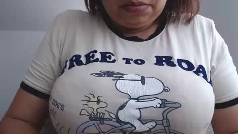 Snapshot of lumi_84 chatting on December 2024 12:59:02 PM LUMI     online show from December 2024 12:59:02 PM