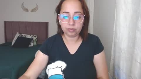 Snapshot of lumi_84 chatting on January 2025 01:21:01 AM LUMI     online show from January 2025 01:21:01 AM