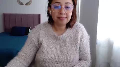 Snapshot of lumi_84 chatting on January 2025 12:19:02 PM LUMI     online show from January 2025 12:19:02 PM