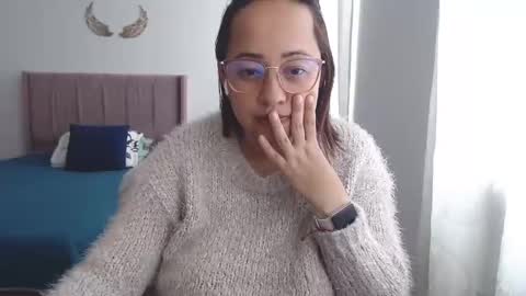 Snapshot of lumi_84 chatting on January 2025 04:25:01 PM LUMI     online show from January 2025 04:25:01 PM