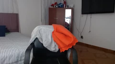 Snapshot of lumi_84 chatting on January 2025 10:50:02 AM LUMI     online show from January 2025 10:50:02 AM