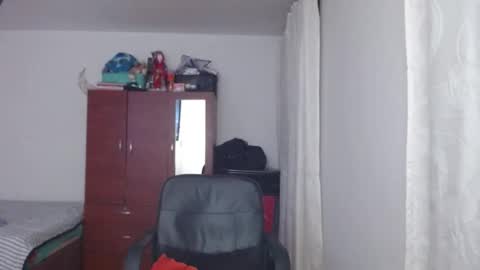 Snapshot of lumi_84 chatting on February 2025 04:05:01 AM LUMI     online show from February 2025 04:05:01 AM