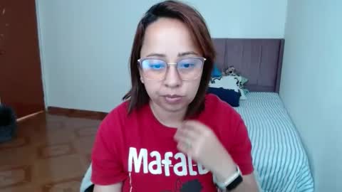 Snapshot of lumi_84 chatting on February 2025 08:33:01 PM LUMI     online show from February 2025 08:33:01 PM