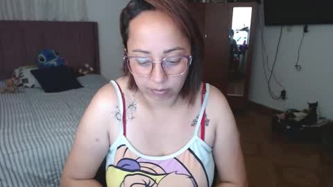 Snapshot of lumi_84 chatting on February 2025 02:04:01 AM LUMI     online show from February 2025 02:04:01 AM