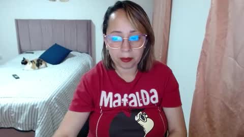 Snapshot of lumi_84 chatting on September 2025 01:29:01 AM LUMI     online show from September 2025 01:29:01 AM