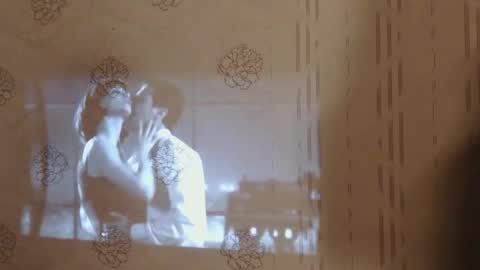 Anora online show from November 2025 04:45:02 PM